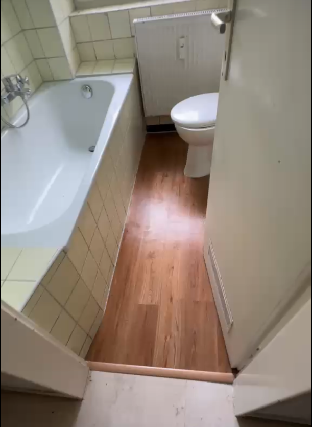 Badsanierung nach Wasserschaden in Mainz